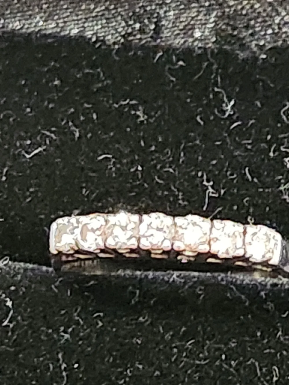 DIAMOND RING - Picture 6 of 11